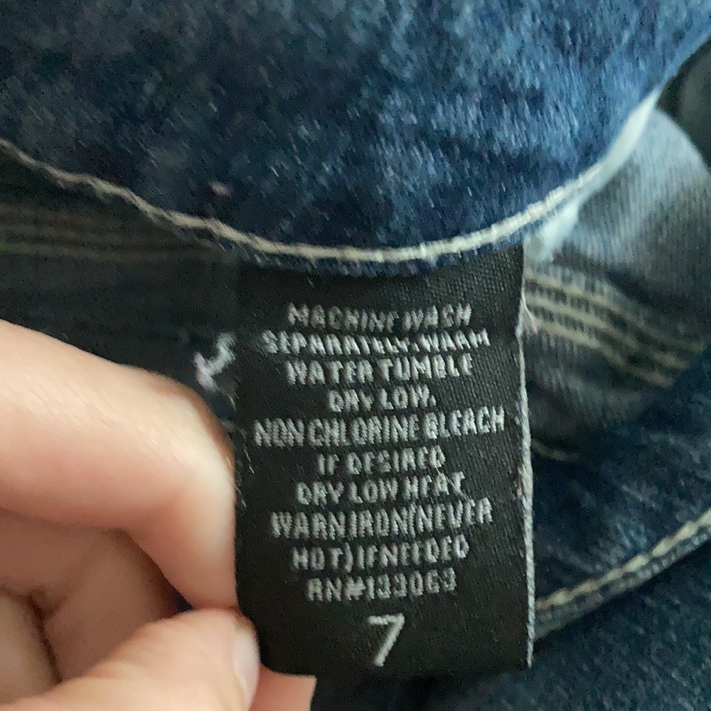 THRILL Distressed Skinny Jeans - Picture 14 of 15